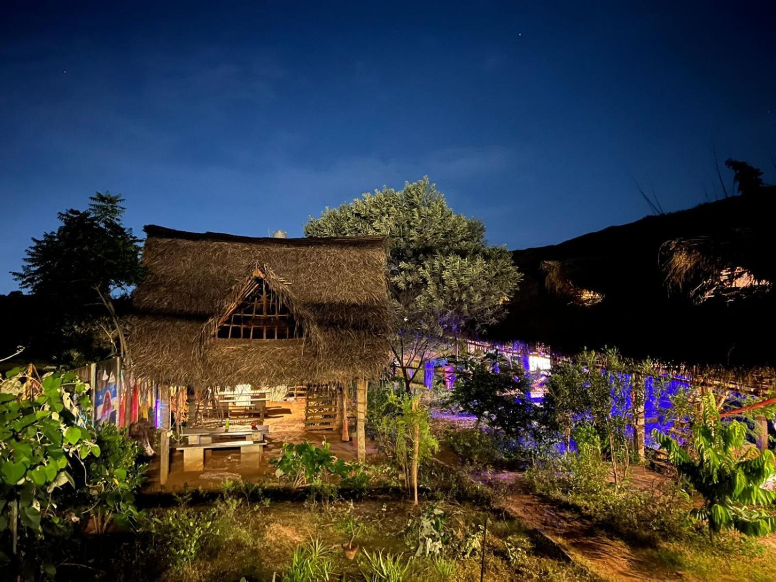 Time Travellers Hostel Auroville Exterior foto